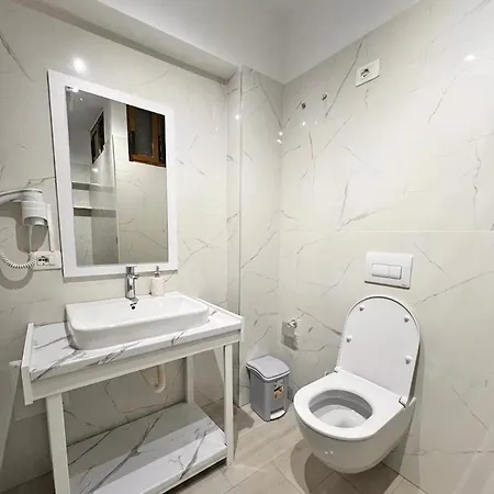Floor 2
